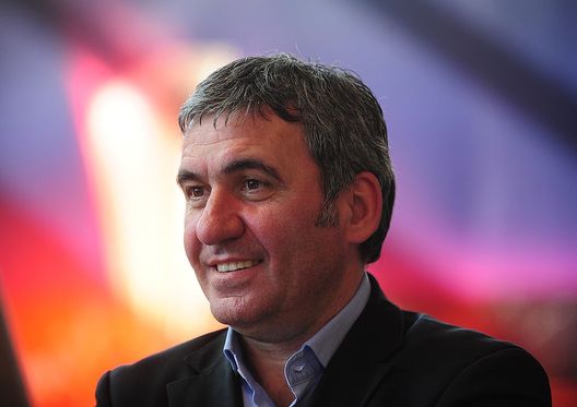 Gheorghe Hagi (Photo by Daniel Mihailescu/EuroFootball/Getty Images) Rangers, tegola pre-derby: Ianis Hagi out per il resto della stagione- immagine 2