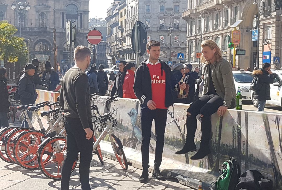  Tifosi inglesi in Piazza Duomo 
