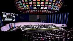 Mercato, FIFA pronta a nuove regole: limiti ai giocatori in prestito e valore alla formazione