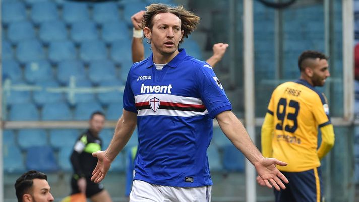 GENOA, GE - FEBRUARY 11: Edgar Barreto of Sampdoria celebrates after scoring a goal 1-0 during the serie A match between UC Sampdoria and Hellas Verona FC at Stadio Luigi Ferraris on February 11, 2018 in Genoa, Italy. (Photo by Paolo Rattini/Getty Images) GENOA, GE - FEBRUARY 11: Edgar Barreto of Sampdoria celebrates after scoring a goal 1-0 during the serie A match between UC Sampdoria and Hellas Verona FC at Stadio Luigi Ferraris on February 11, 2018 in Genoa, Italy. (Photo by Paolo Rattini/Getty Images)