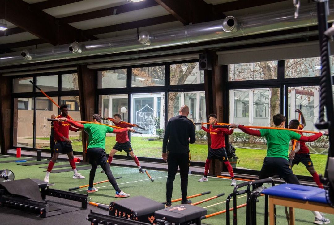 La Roma torna ad allenarsi dopo la sconfitta nel derby – FOTO GALLERY - immagine 5