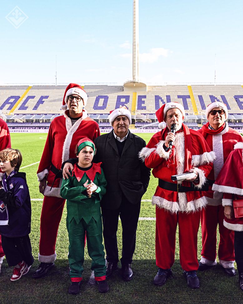 La Compagnia dei Babbi Natale al Franchi: premiata la Fiorentina- immagine 2