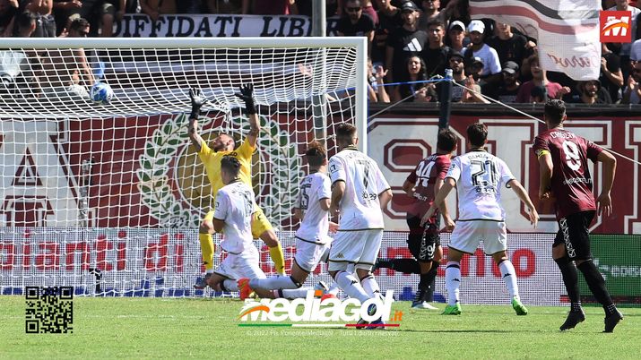 Palermo, la sagra degli errori: difesa colabrodo e niente filtro a centrocampo  Palermo