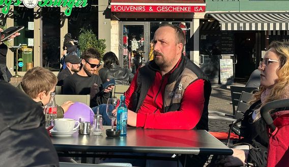 FOTO Rafa Benitez è a Francoforte per seguire il Napoli? Lo scatto sospetto- immagine 2