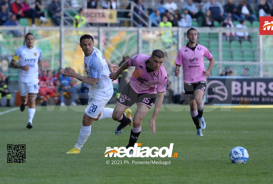 FOTO Palermo-Benevento 1-1, 34ª giornata di Serie B 2022-2023 (La Gallery) - immagine 67
