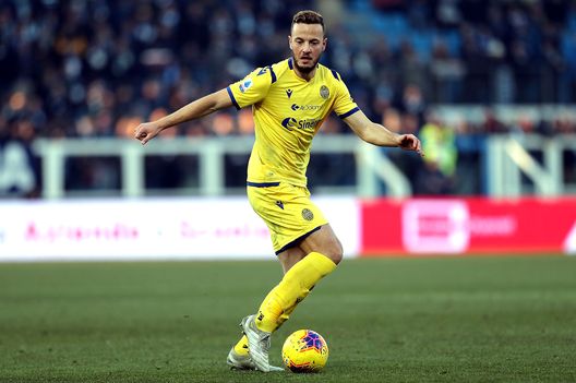  FERRARA, ITALY - JANUARY 05: Amir Rrhamani of Hellas Verona in action during the Serie A match between SPAL and Hellas Verona at Stadio Paolo Mazza on January 5, 2020 in Ferrara, Italy. (Photo by Gabriele Maltinti/Getty Images) 