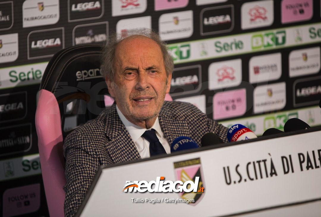  PALERMO, ITALY - FEBRUARY 18: Rino Foschi, President of Palermo speaks to media during an US Citta di Palermo Press Conference at Tenente Carmelo Onorato Sports Center on February 18, 2019 in Palermo, Italy. (Photo by Getty Images/Getty Images) 