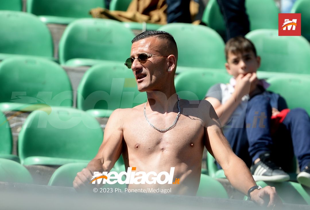 FOTOTIFO Palermo-Spal 2-1, gli scatti ai tifosi al “Renzo Barbera” (GALLERY) - immagine 74