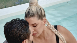 Wanda Nara hot sui social: décolleté da urlo, la foto con Icardi è più sexy che mai
