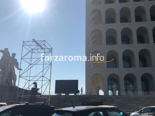 Maxischermi, luci ed effetti speciali: ecco come sarà la presentazione di Dybala- immagine 2