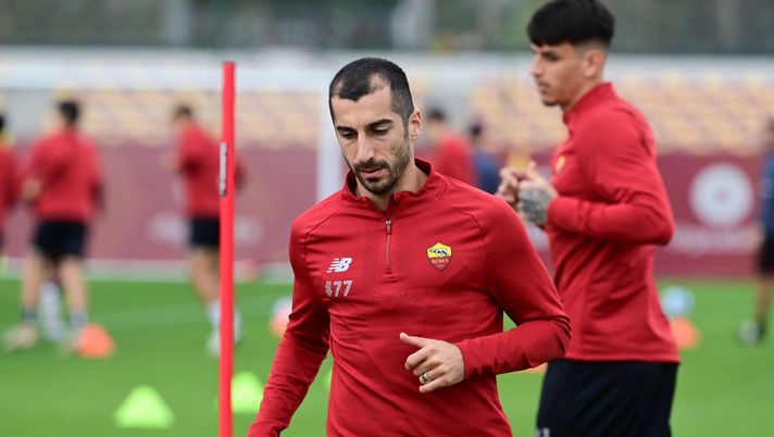 Roma-Cagliari, Mkhitaryan e Abraham non al top: Mou studia la formazione migliore - immagine 1