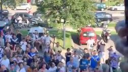 VIDEO / Balotelli è felice, è un giocatore del Brescia. Ecco il suo primo incontro coi tifosi