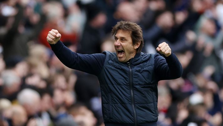 LONDON, ENGLAND - MARCH 11: Antonio Conte, Manager of Tottenham Hotspur, celebrates after their sides second goal during the Premier League match between Tottenham Hotspur and Nottingham Forest at Tottenham Hotspur Stadium on March 11, 2023 in London, England. (Photo by Catherine Ivill/Getty Images) conte napoli