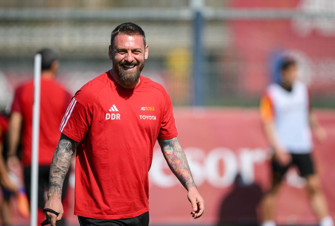 Trigoria, l’allenamento senza i nazionali: Abraham ancora in gruppo – FOTOGALLERY - immagine 21