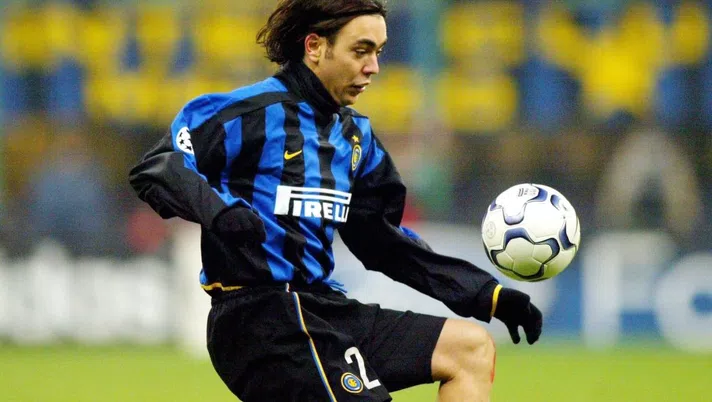 Inter Auguri Di Buon Compleanno A Recoba Un Posto D Onore Nei Cuori Degli Interisti Fc Inter 1908