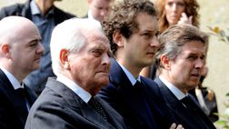 Boniperti, l’ultimo saluto dei tifosi: “Si tagli i capelli e torni domani. Ciao Presidente”