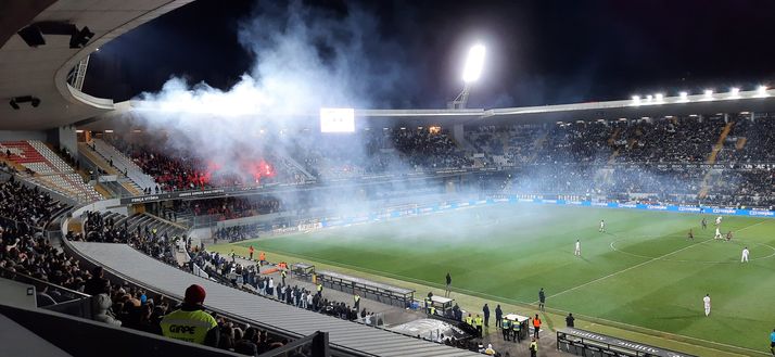 Portogallo, derby del Minho: 3 minuti di silenzio e 3 rossi, Polizia negli spogliatoi a fine partita…- immagine 2