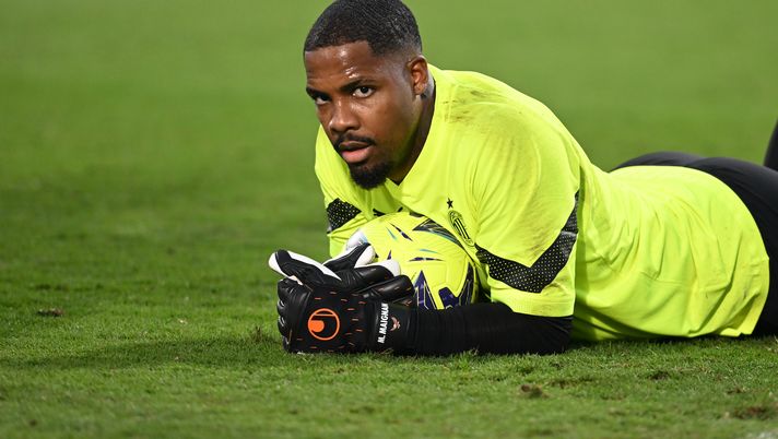 Mike Maignan AC Milan allenamento Dubai