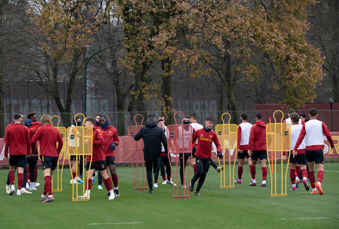 Roma, rifinitura in vista della sfida contro il Napoli – FOTO GALLERY- immagine 1