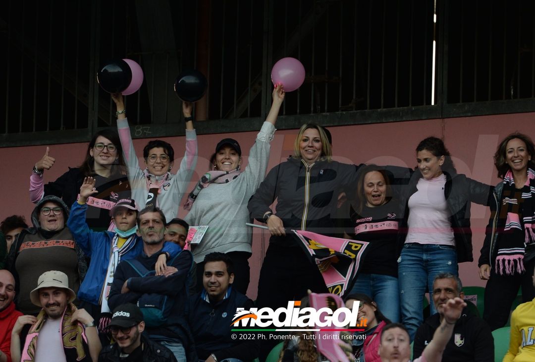 Fotogallery, i tifosi allo stadio per Palermo-Triestina 1-1 - immagine 39
