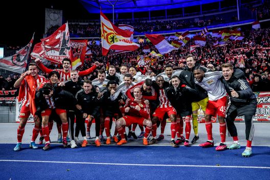(Photo by Maja Hitij/Getty Images) Blitz della Polizia tedesca al derby di Berlino: attacco sventato ai tifosi dell’Union- immagine 2