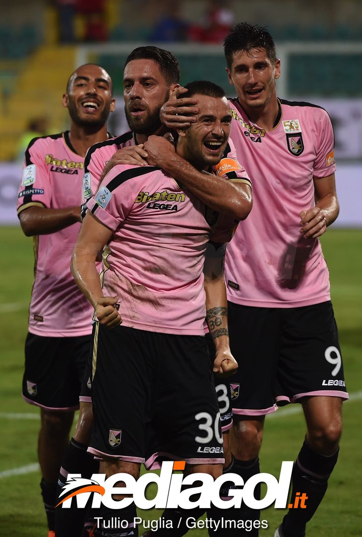  <> at Stadio Renzo Barbera on October 7, 2018 in Palermo, Italy. 