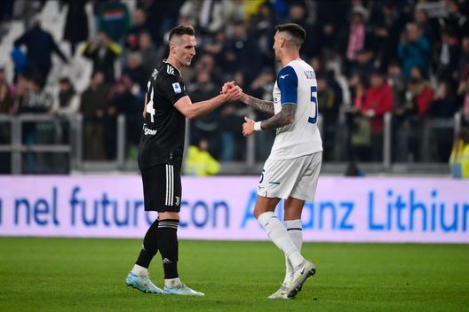 (Photo by Stefano Guidi/Getty Images) E Max incartò Mau…- immagine 2