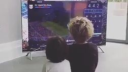 VIDEO / Clasico, splendida reazione dei figli di Vermaelen quando vedono il papà in squadra