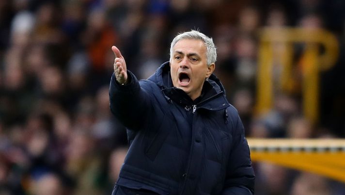 WOLVERHAMPTON, ENGLAND - DECEMBER 15: Jose Mourinho, Manager of Tottenham Hotspur gives instructions to his team during the Premier League match between Wolverhampton Wanderers and Tottenham Hotspur at Molineux on December 15, 2019 in Wolverhampton, United Kingdom. (Photo by Richard Heathcote/Getty Images) WOLVERHAMPTON, ENGLAND - DECEMBER 15: Jose Mourinho, Manager of Tottenham Hotspur gives instructions to his team during the Premier League match between Wolverhampton Wanderers and Tottenham Hotspur at Molineux on December 15, 2019 in Wolverhampton, United Kingdom. (Photo by Richard Heathcote/Getty Images)