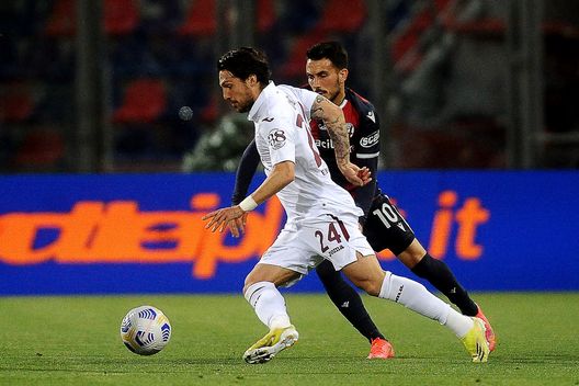BOLOGNA, ITALY - APRIL 21: Simone Verdi of Torino FC in action during the Serie A match between Bologna FC and Torino FC at Stadio Renato Dall'Ara on April 21, 2021 in Bologna, Italy. (Photo by Mario Carlini / Iguana Press/Getty Images) BOLOGNA, ITALY - APRIL 21: Simone Verdi of Torino FC in action during the Serie A match between Bologna FC and Torino FC at Stadio Renato Dall'Ara on April 21, 2021 in Bologna, Italy. (Photo by Mario Carlini / Iguana Press/Getty Images)