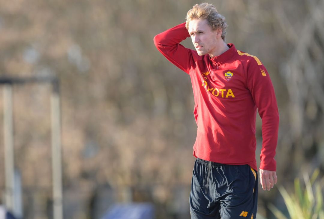 Trigoria, ripresa dopo Milan-Roma: gol di Solbakken. C’è Karsdorp – FOTO GALLERY - immagine 10