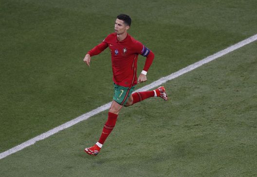 Cristiano Ronaldo Cristiano Ronaldo