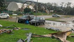 Arzignano, un tornado devasta città (e campo sportivo): le foto