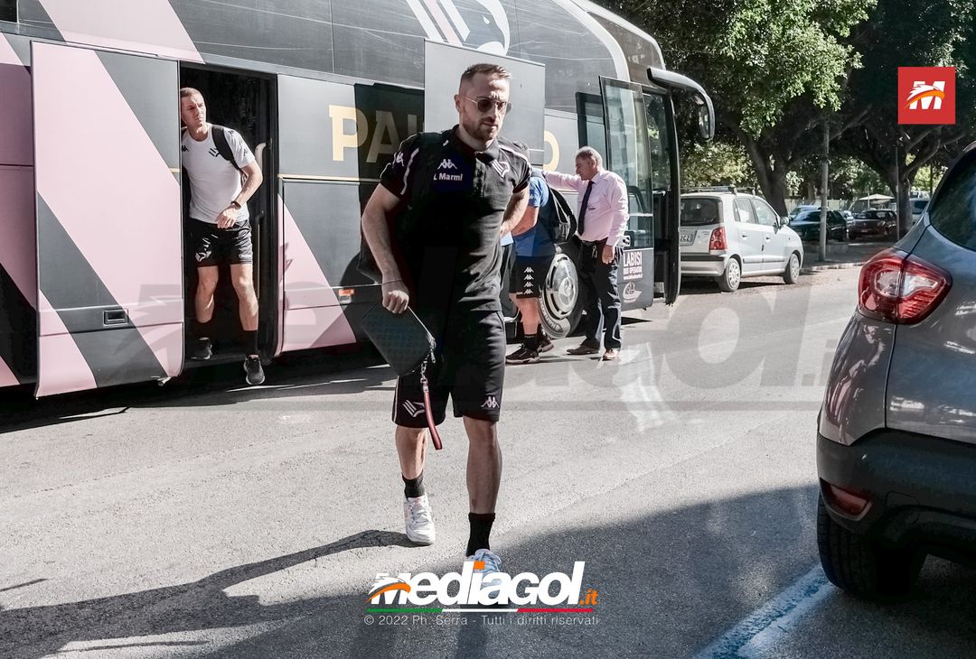 FOTO RITIRO PALERMO, gli uomini di Baldini arrivano in palestra (Gallery) - immagine 28