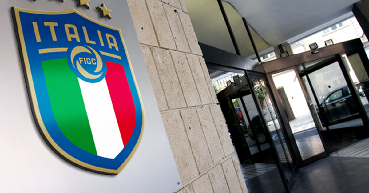 Procura Figc apre indagine su stipendi Juventus