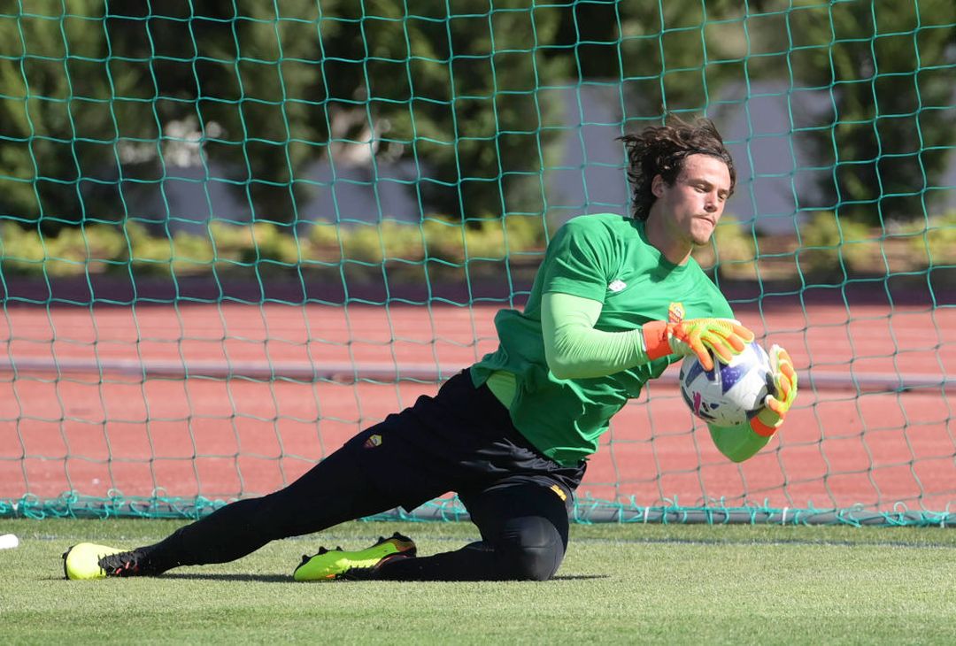 Ritiro Roma, allenamento pomeridiano: primo in gruppo per Dybala – FOTO GALLERY - immagine 4