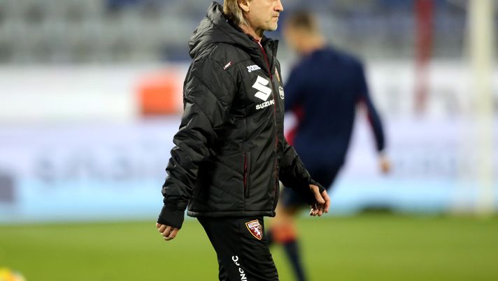 CAGLIARI, ITALY - FEBRUARY 19: Torino's coach Davide Nicola looks on during the Serie A match between Cagliari Calcio and Torino FC at Sardegna Arena on February 19, 2021 in Cagliari, Italy. (Photo by Enrico Locci/Getty Images) 