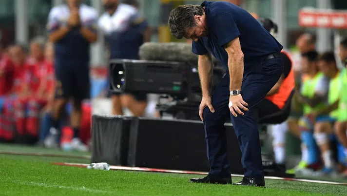 TURIN, ITALY - SEPTEMBER 16:  Torino FC head coach Walter Mazzari shows his dejection during the Serie A match between Torino FC and US Lecce at Stadio Olimpico di Torino on September 16, 2019 in Turin, Italy.  (Photo by Valerio Pennicino/Getty Images)