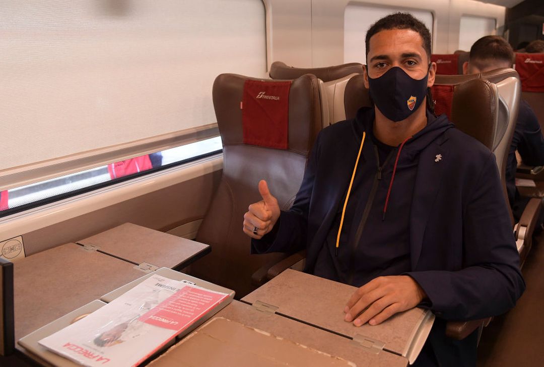 Termini, la Roma parte per Napoli – FOTO GALLERY - immagine 16