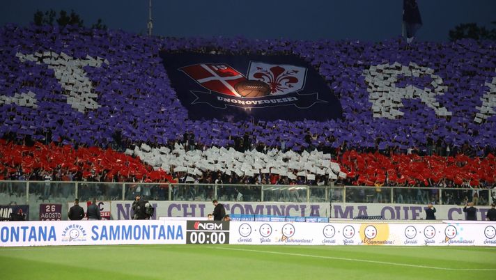 GERMOGLI PH: 09 MAGGIO 2022 FIRENZE STADIO ARTEMIO FRANCHI PARTITA CAMPIONATO SERIE A 2021 2022 FIORENTINA VS ROMA NELLA FOTO TIFOSI © FOTOCRONACHE GERMOGLI La Juventus si avvicina: “Venduti già 25.000 biglietti” - immagine 1