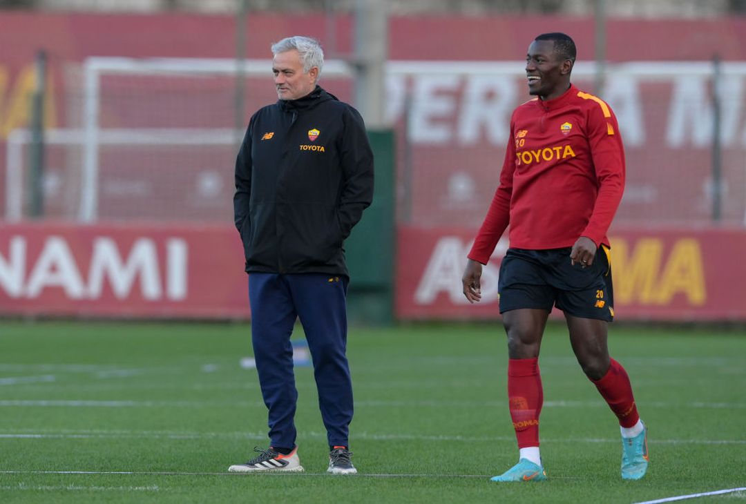 Trigoria, ripresa dopo Milan-Roma: gol di Solbakken. C’è Karsdorp – FOTO GALLERY - immagine 11