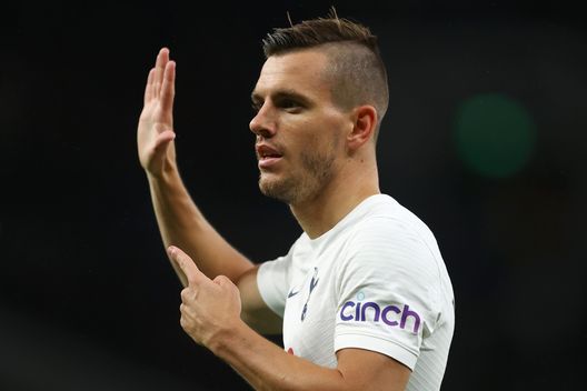LONDON, ENGLAND - SEPTEMBER 30: Giovani Lo Celso of Tottenham Hotspur celebrates after scoring their sides second goal during the UEFA Europa Conference League group G match between Tottenham Hotspur and NS Mura at Tottenham Hotspur Stadium on September 30, 2021 in London, England. (Photo by Clive Rose/Getty Images) Offerta shock del West Ham per Zielinski: il Napoli si fionda su Lo Celso- immagine 2