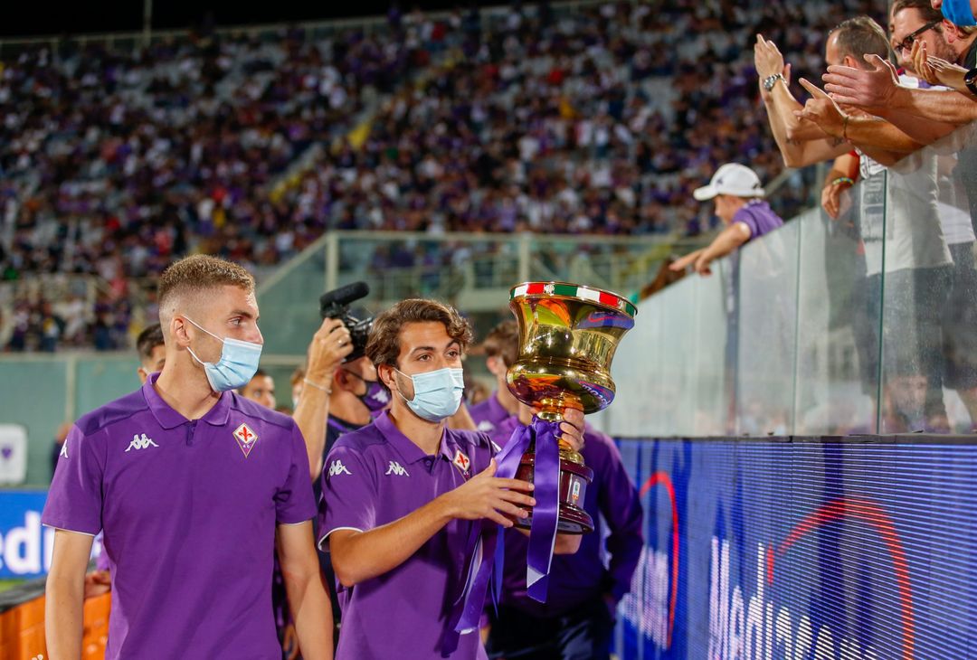  GERMOGLI PH: 28 AGOSTO 2021 FIRENZE STADIO ARTEMIO FRANCHI SERIE A FIORENTINA VS TORINO NELLA FOTO LA FIORENTINA PRIMAVERA SFILA CON LA COPPA 