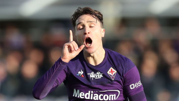 Federico Chiesa con la maglia della Fiorentina (credits Getty Images) 
