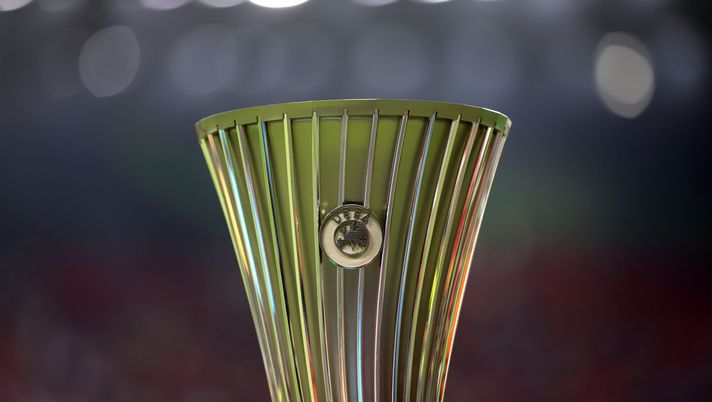 Trofeo Conference League (Getty Images) Trofeo Conference League (Getty Images)