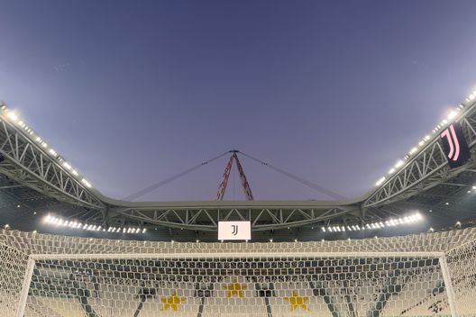 Di Fazio: “Aboliamo la Juventus, il mio libro per costruire una giusta società”- immagine 2