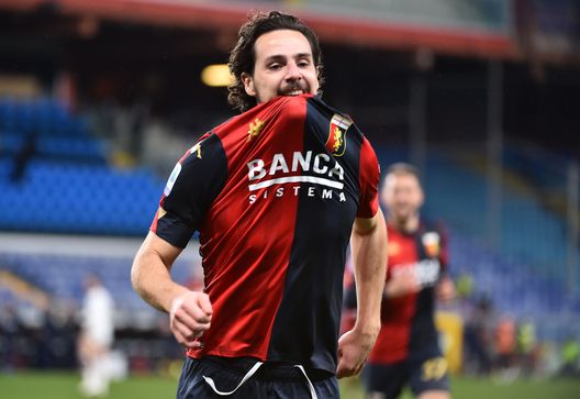 GENOA, ITALY - DECEMBER 16: Mattia Destro of Genoa CFC celebrates after scoring a goal during the Serie A match between Genoa CFC and AC Milan at Stadio Luigi Ferraris on December 16, 2020 in Genoa, Italy. (Photo by Paolo Rattini/Getty Images) GENOA, ITALY - DECEMBER 16: Mattia Destro of Genoa CFC celebrates after scoring a goal during the Serie A match between Genoa CFC and AC Milan at Stadio Luigi Ferraris on December 16, 2020 in Genoa, Italy. (Photo by Paolo Rattini/Getty Images)