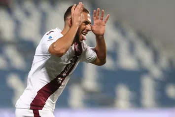  REGGIO NELL'EMILIA, ITALY - SEPTEMBER 17: Marko Pjaca of Torino FC celebrates after scoring the first goal for his team during the Serie A match between US Sassuolo and Torino FC at Mapei Stadium - Citta' del Tricolore on September 17, 2021 in Reggio nell'Emilia, Italy. (Photo by Marco Luzzani/Getty Images)