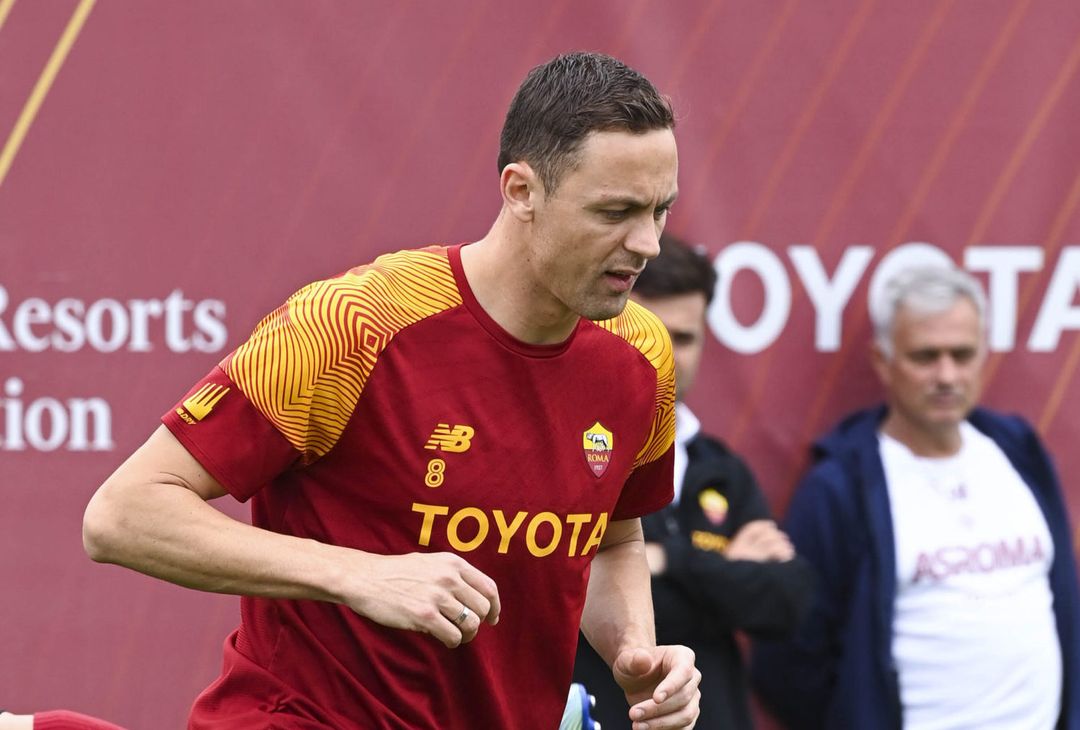 Primo allenamento in vista del Bayer: a parte Smalling e Dybala – FOTO GALLERY - immagine 15