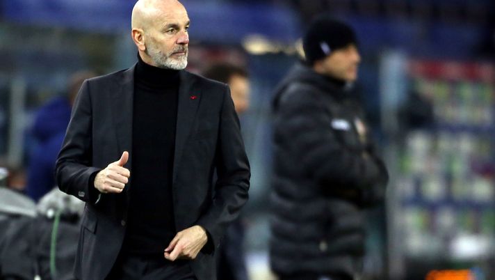 Stefano Pioli (allenatore AC Milan) durante Cagliari-Milan 0-2 (Serie A 2020-2021) | AC Milan News (Getty Images)